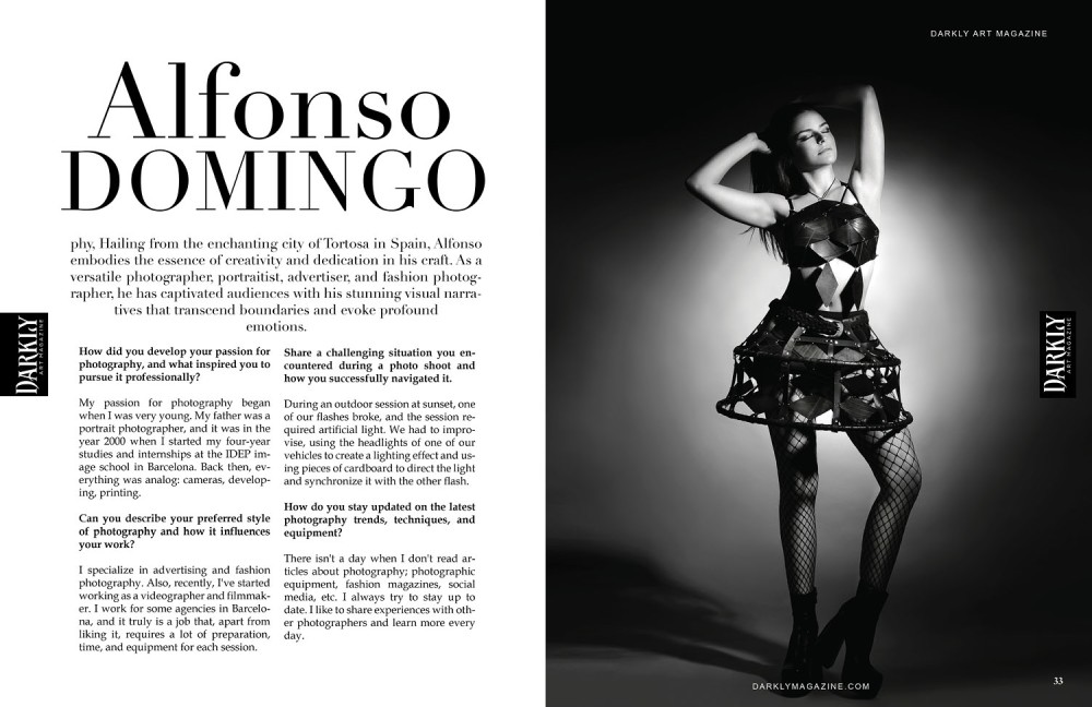 Darkly Vol 43 spread17 copia